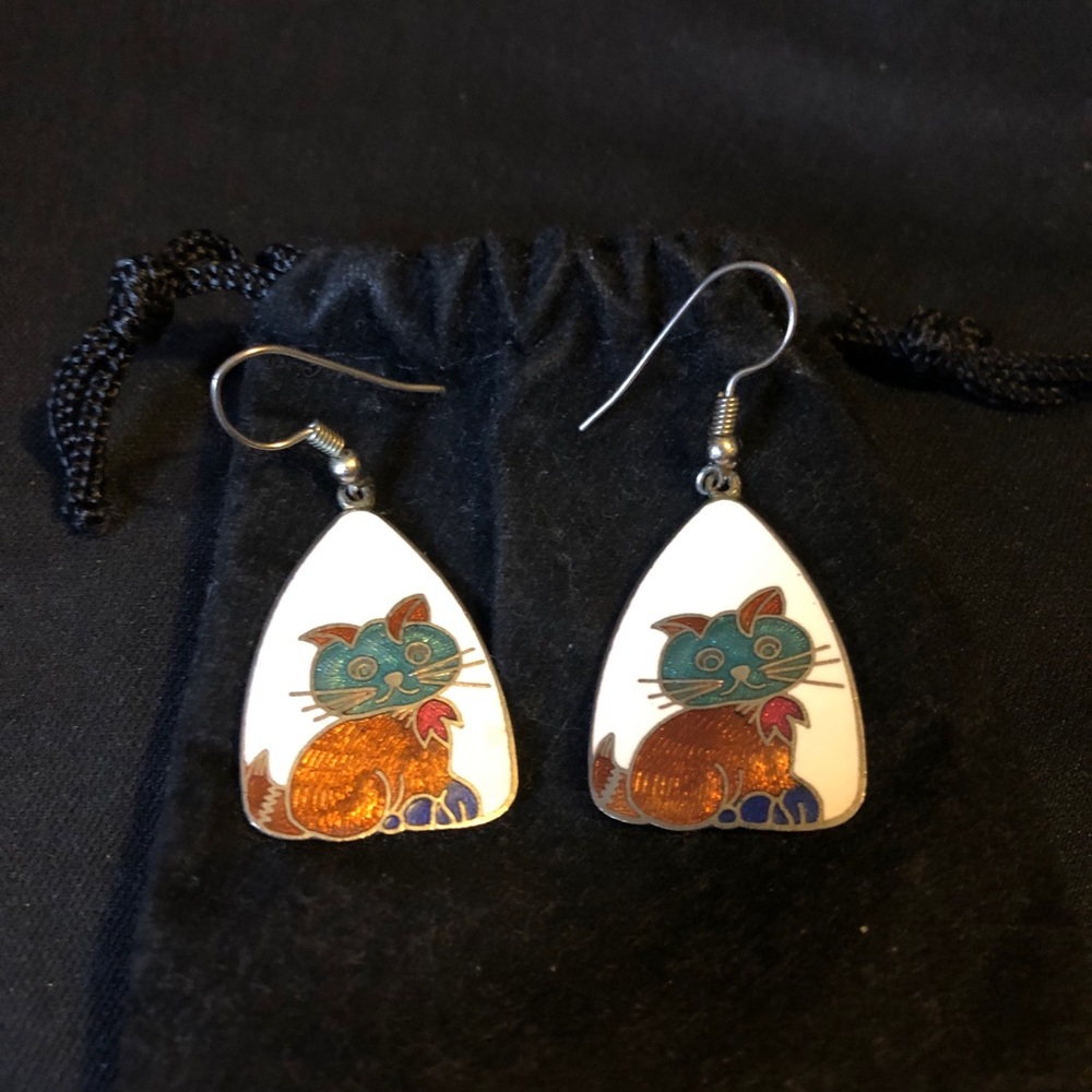 Cat pierced drop earrings cloisonné whimsical - Picture 5 of 6